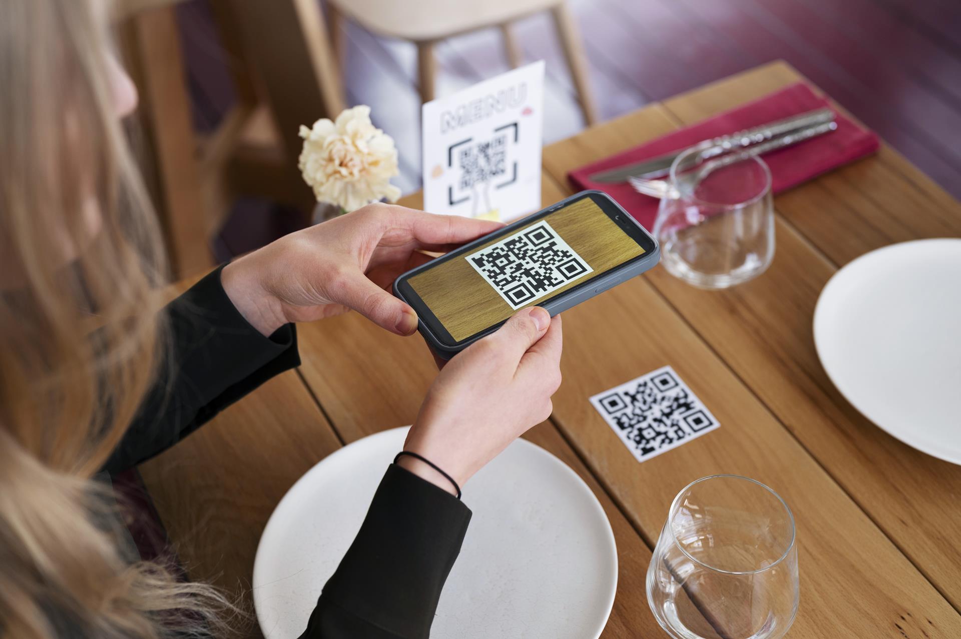 QR code per menù: La rivoluzione digitale nell’industria della ristorazione con EazyMenù!